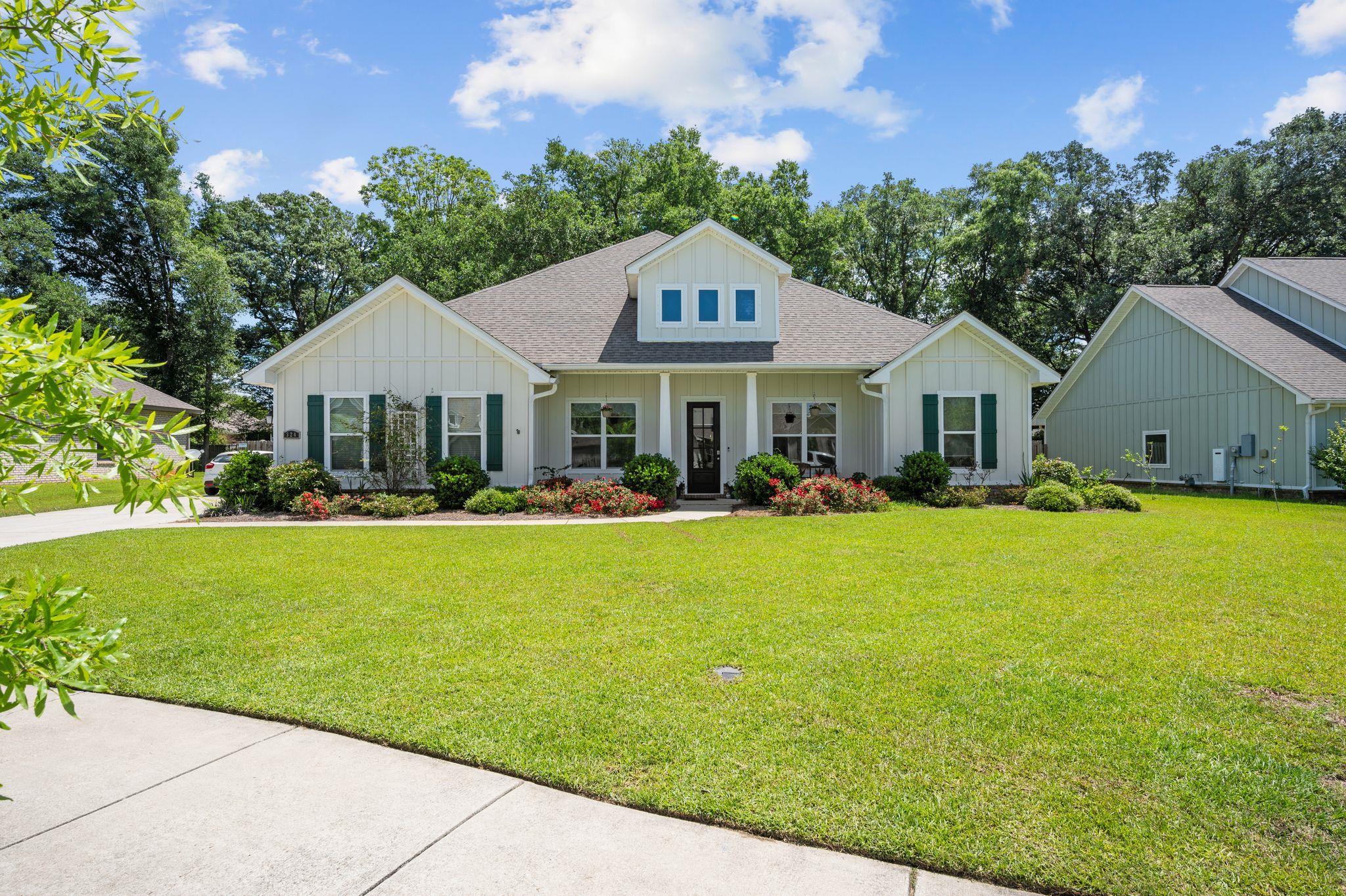 324 Nandina Loop Fairhope, AL 36532 - Photo 1 of 37