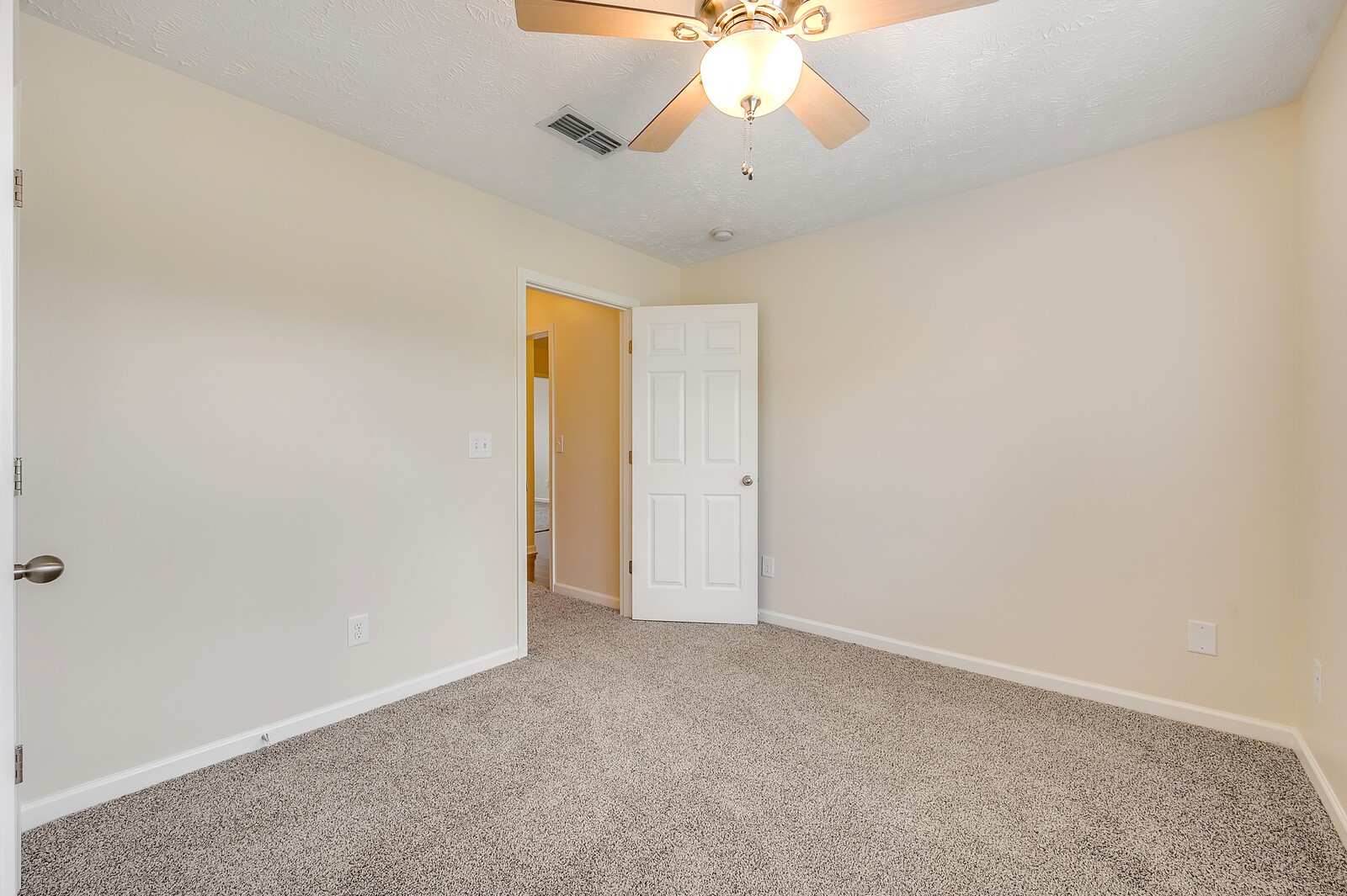 4010 Fox Run North Spring Hill, TN 37174 - Photo 11 of 16 Gallery Image 11