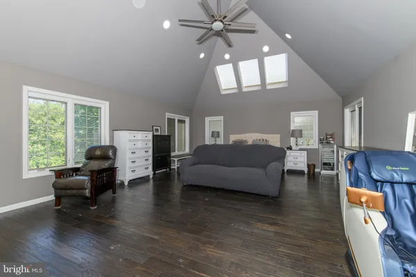 $1,650,000 | 2100 Fox Hollow Lane, East Greenville, PA 18041