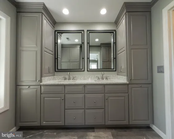 $1,650,000 | 2100 Fox Hollow Lane, East Greenville, PA 18041