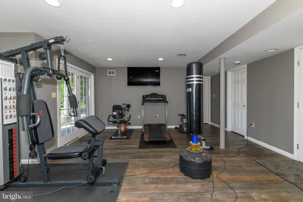 $1,650,000 | 2100 Fox Hollow Lane, East Greenville, PA 18041