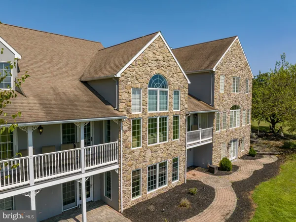 $1,650,000 | 2100 Fox Hollow Lane, East Greenville, PA 18041
