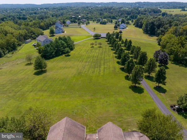 $1,650,000 | 2100 Fox Hollow Lane, East Greenville, PA 18041