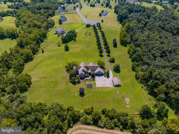 $1,650,000 | 2100 Fox Hollow Lane, East Greenville, PA 18041
