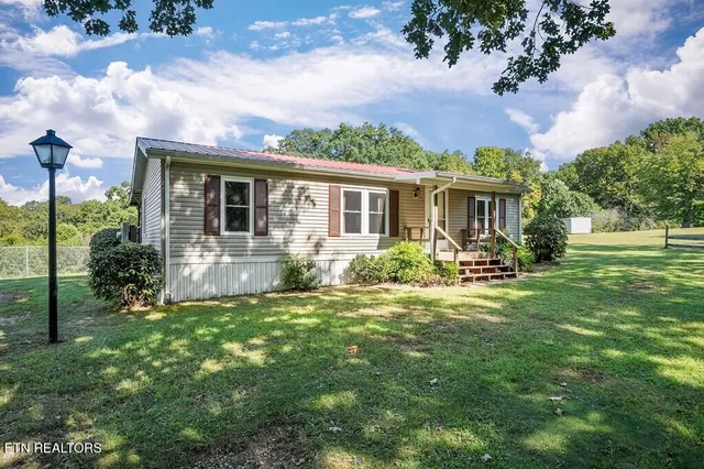 $199,900 | 370 Jay Hutchings Road, Sparta, TN 38583