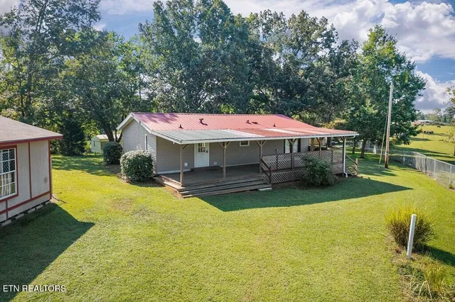 $199,900 | 370 Jay Hutchings Road, Sparta, TN 38583