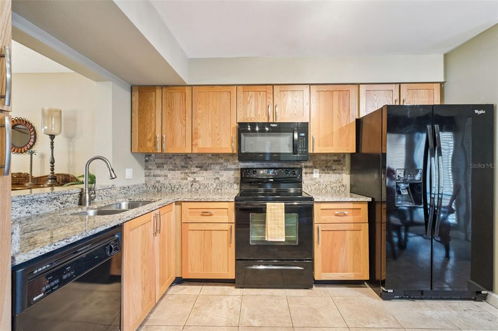 6210 Raintree Drive, Unit L4 Orlando, FL 32822 - Photo 13 of 35