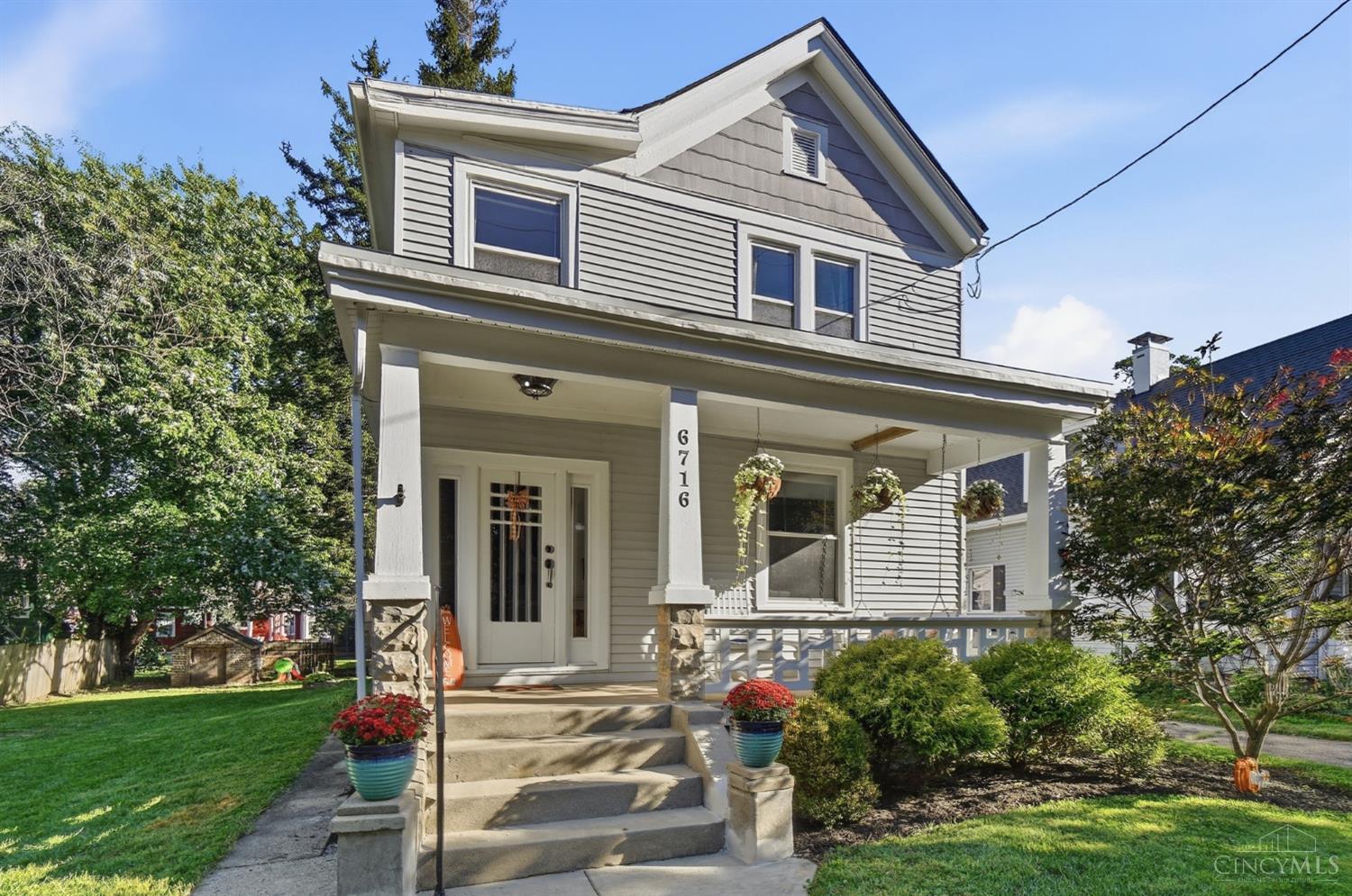 6716 Roe Street Cincinnati, OH 45227 - Photo 2 of 45 Gallery Image 2
