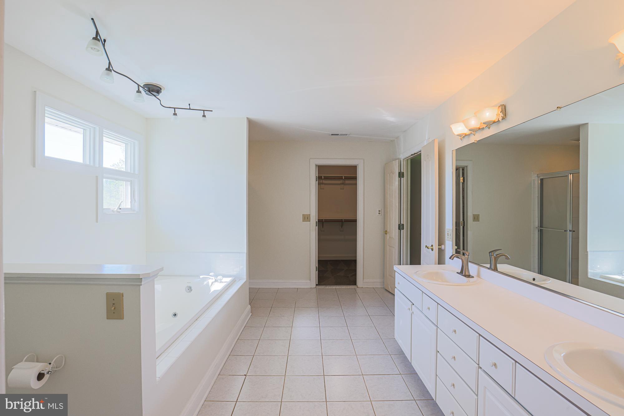 10 Sparks Farm Road Sparks Glencoe, MD 21152 - Photo 76 of 91 Primary Bathroom