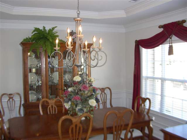 205 Elstar Loop Road Simpsonville, SC 29681 - Photo 3 of 24