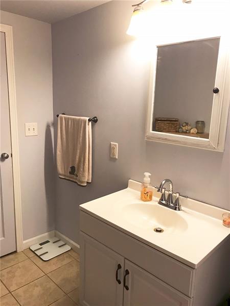 3041 Universal Road Pittsburgh, PA 15235 - Photo 14 of 18 Gallery Image 14