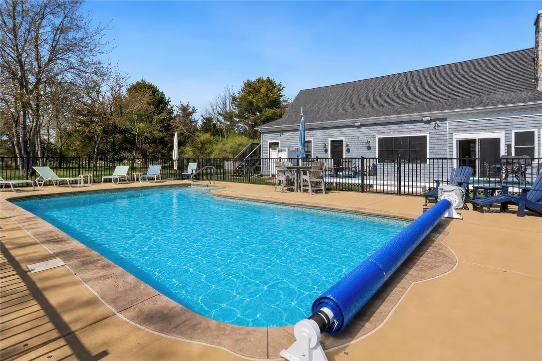 91 Charlestown Beach Road Charlestown, RI 02813 - Photo 7 of 36 Gallery Image 7