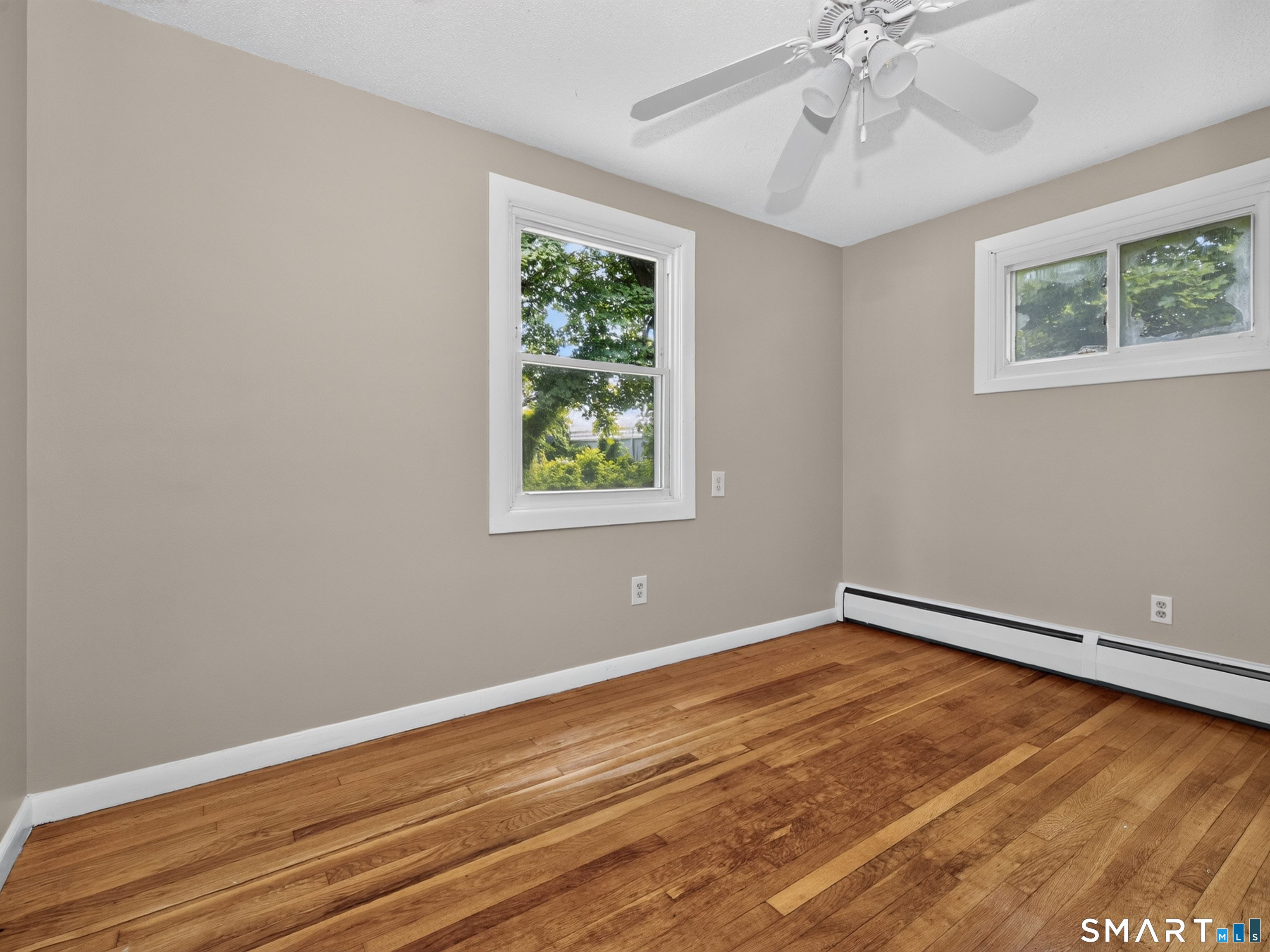 161 Broad Street Groton, CT 06340 - Photo 27 of 35