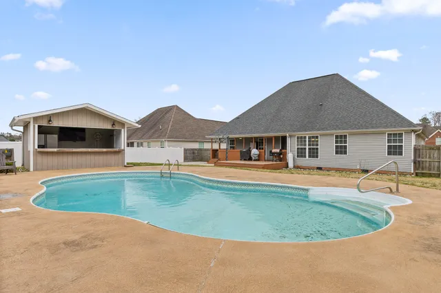 $445,000 | 104 Kailors Cove Circle, Ringgold, GA 30736