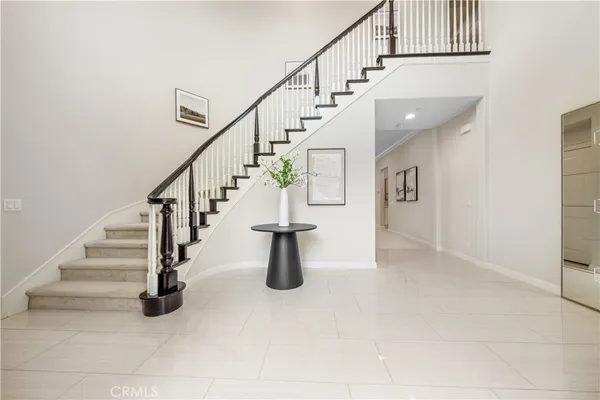 $2,400,000 | 32 Goldenrod, Lake Forest, CA 92630
