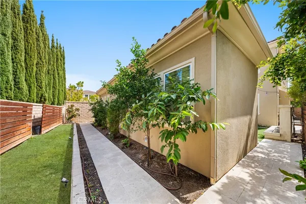 $2,400,000 | 32 Goldenrod, Lake Forest, CA 92630