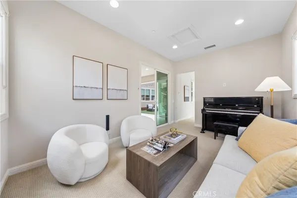 $2,400,000 | 32 Goldenrod, Lake Forest, CA 92630