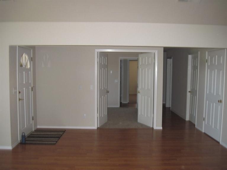 22548 Homestead Road Clovis, CA 93619 - Photo 9 of 35 Gallery Image 9