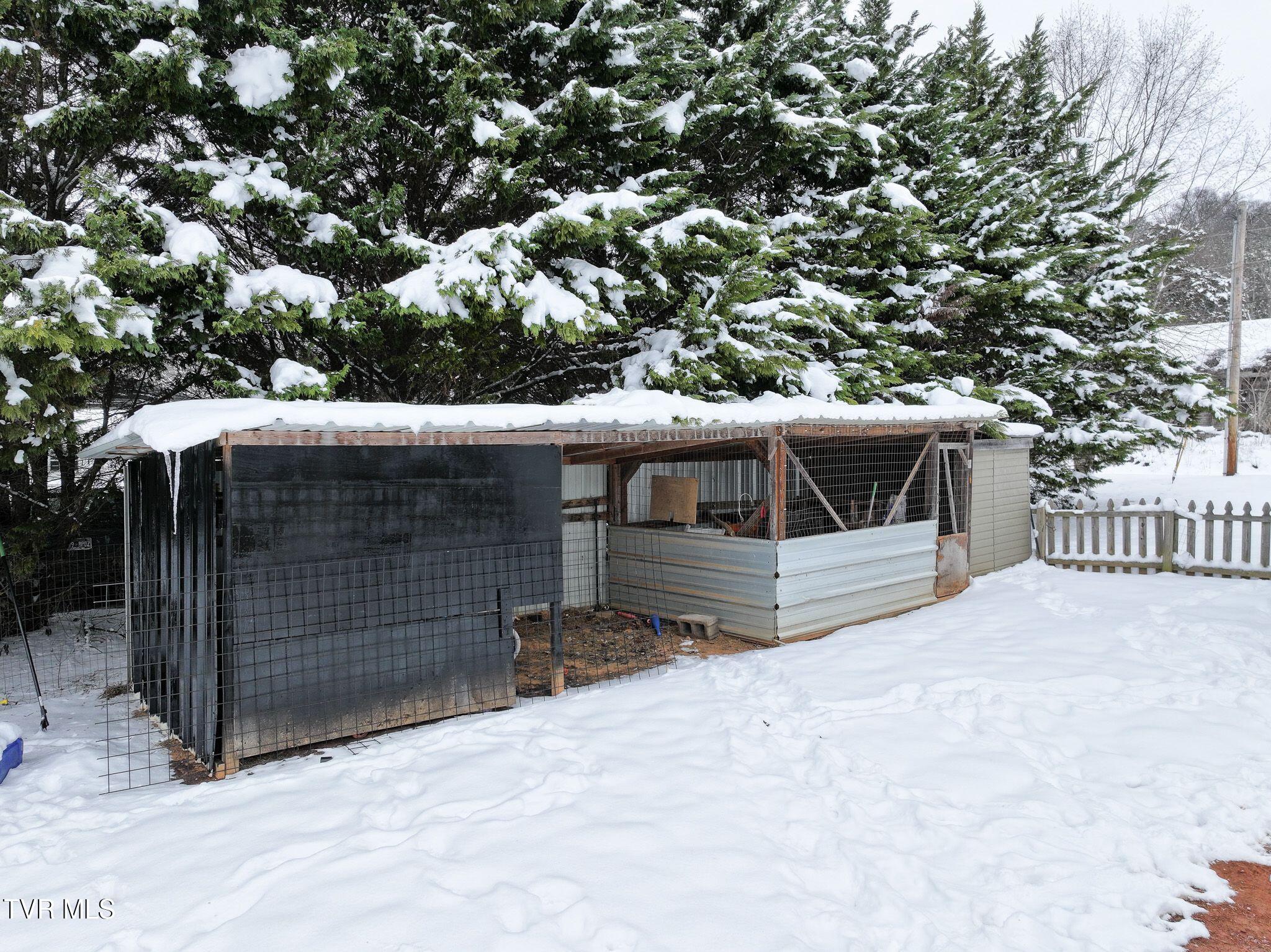 3363 Babbs Mill Road Greeneville, TN 37745 - Photo 19 of 27 IMG_4759