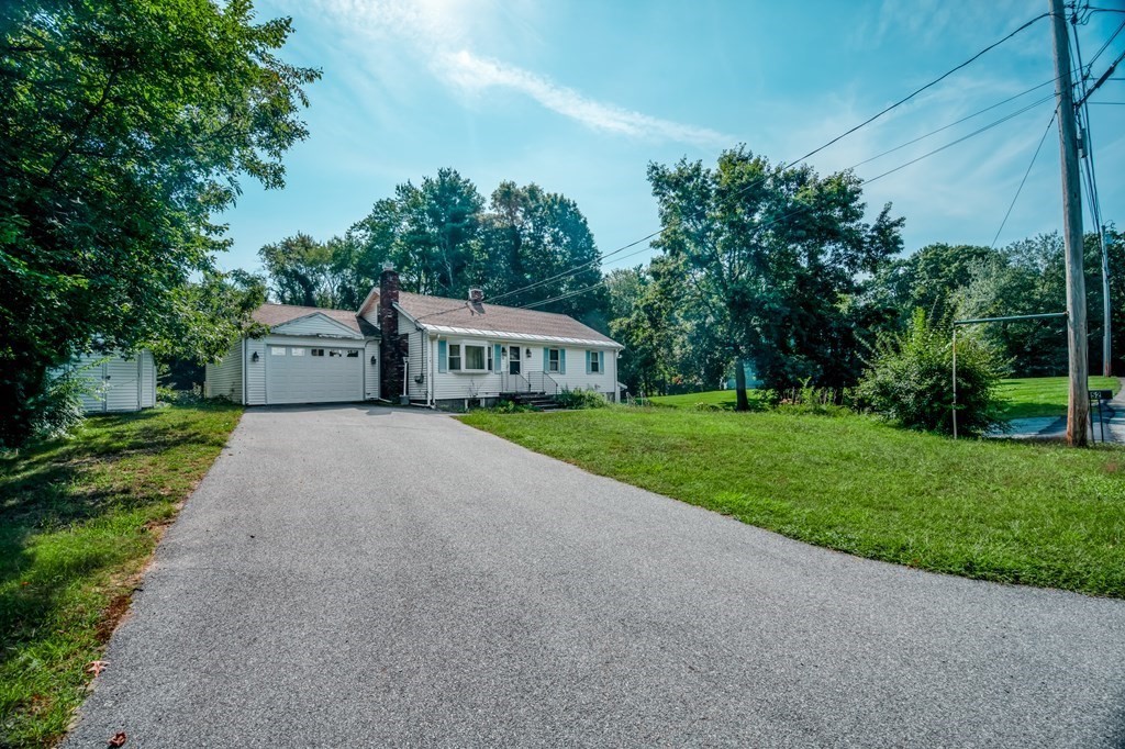52 Roosevelt Road Wilmington, MA 01887 - Photo 4 of 34 Gallery Image 4