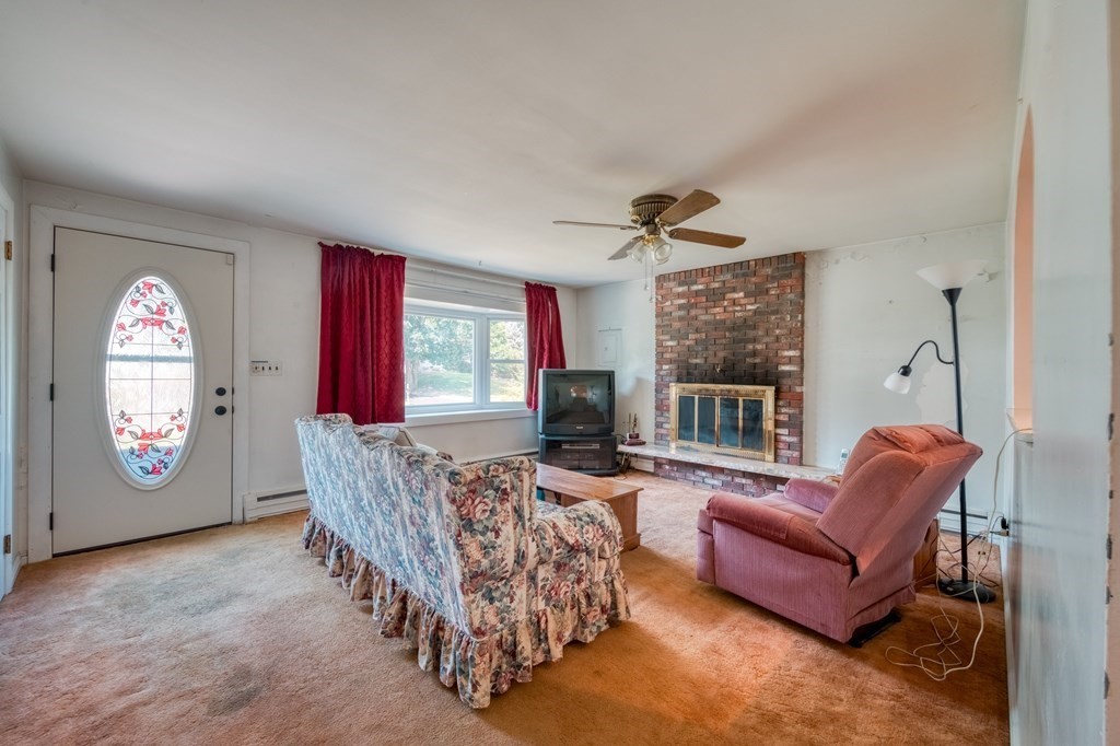 52 Roosevelt Road Wilmington, MA 01887 - Photo 9 of 34 Gallery Image 9