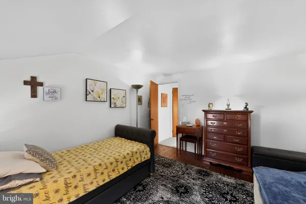 $369,000 | 132 East 3rd Avenue, Conshohocken, PA 19428