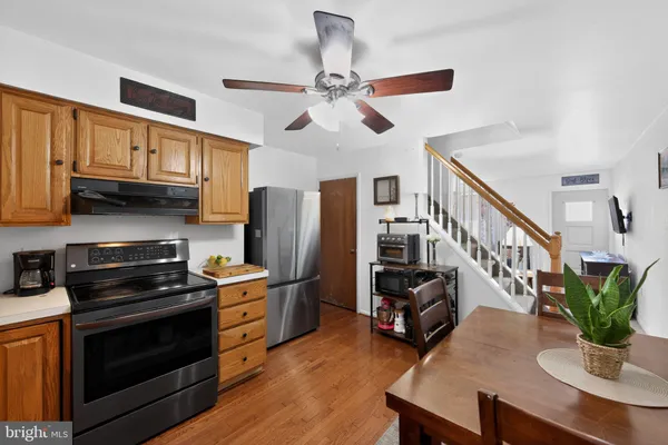 $369,000 | 132 East 3rd Avenue, Conshohocken, PA 19428