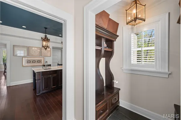 $1,495,000 | 430 West Lockwood Avenue, St. Louis, MO 63119