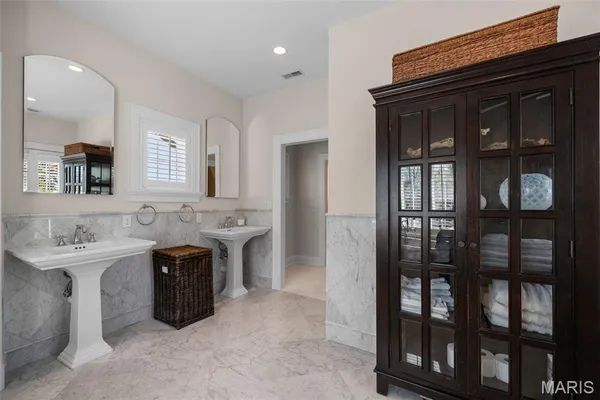 $1,495,000 | 430 West Lockwood Avenue, St. Louis, MO 63119