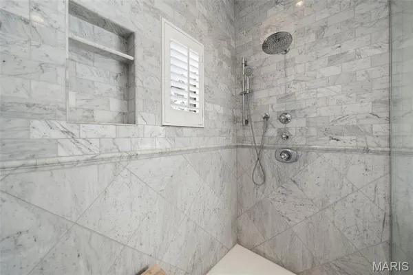 $1,495,000 | 430 West Lockwood Avenue, St. Louis, MO 63119