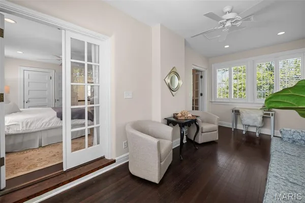 $1,495,000 | 430 West Lockwood Avenue, St. Louis, MO 63119