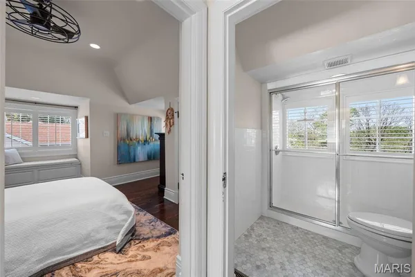 $1,495,000 | 430 West Lockwood Avenue, St. Louis, MO 63119