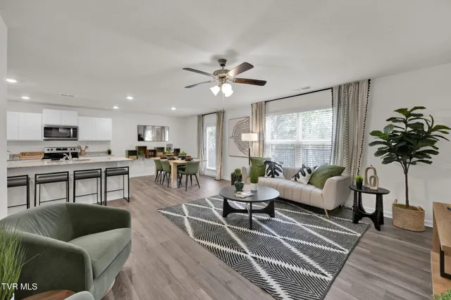 $403,455 | 678 St Andrews Drive, Kingsport, TN 37664