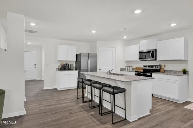 $403,455 | 678 St Andrews Drive, Kingsport, TN 37664