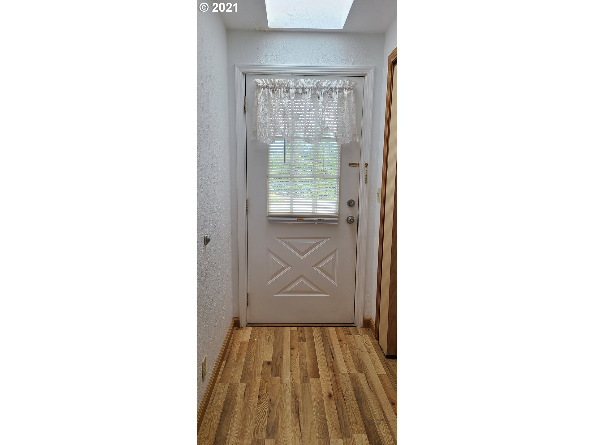 318 South Wayne R Road Wamic, OR 97063 - Photo 22 of 30 Gallery Image 22