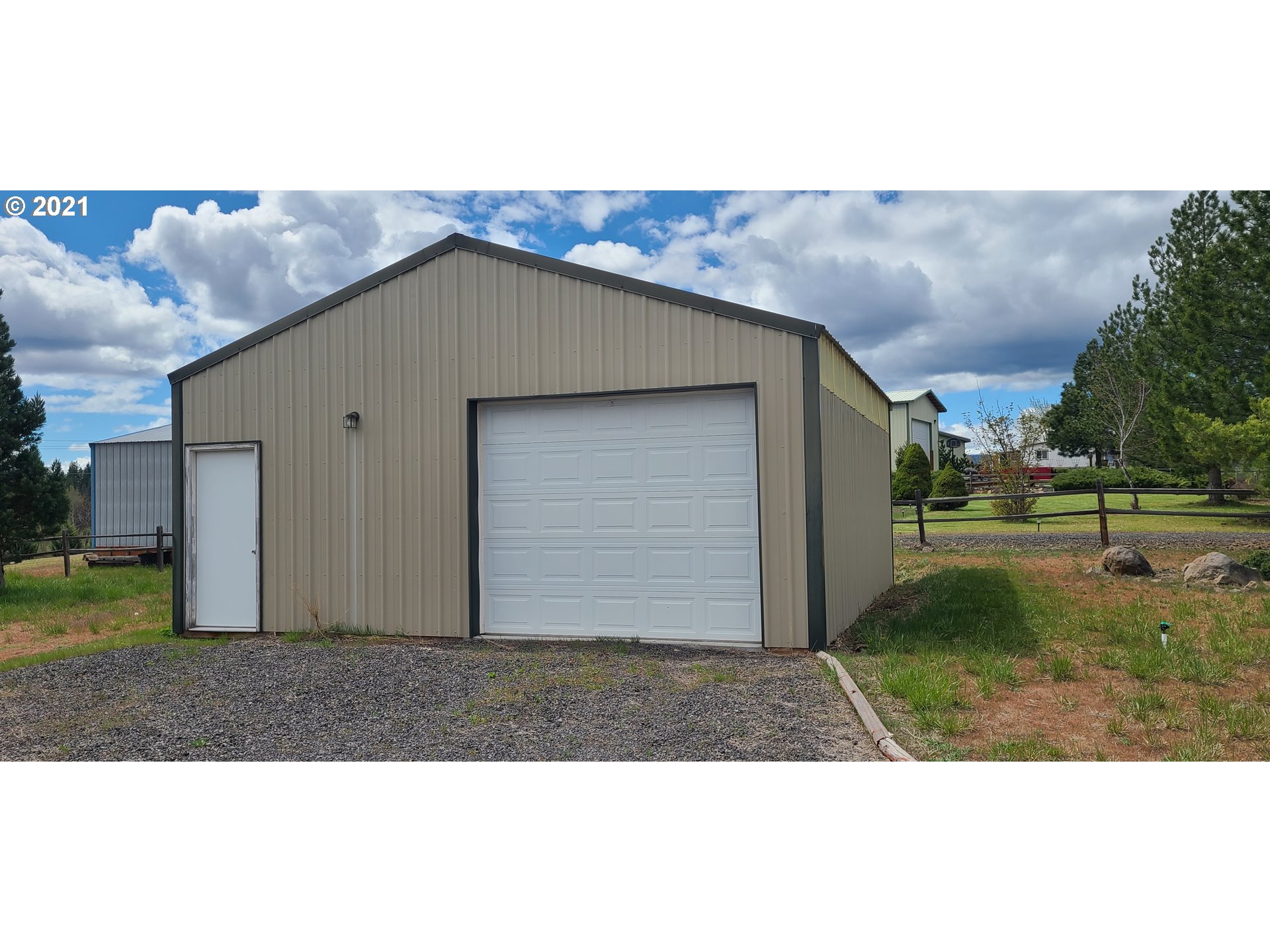 318 South Wayne R Road Wamic, OR 97063 - Photo 23 of 30 Gallery Image 23