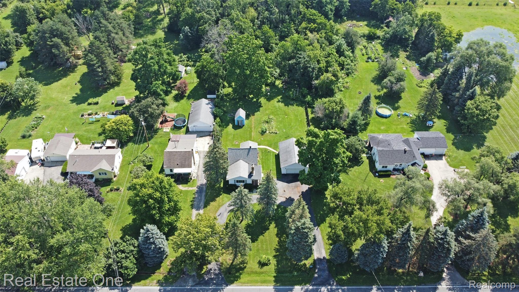 4321 Howe Road Grand Blanc, MI 48439 - Photo 27 of 40 6) Aerial Front.jpg