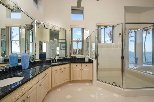 $5,500,000 | 188 Bayshore Drive, Melbourne Beach, FL 32951