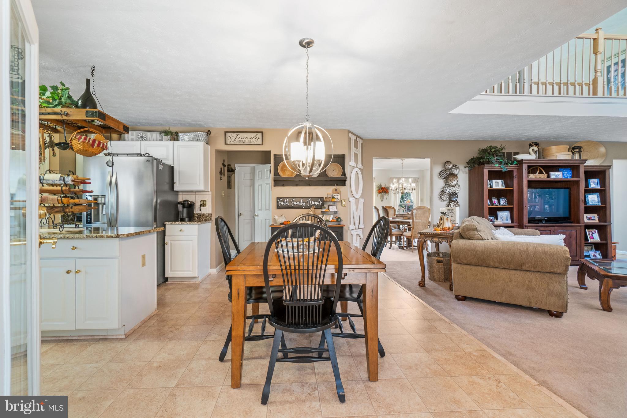 17 Brookview Loop Elkton, MD 21921 - Photo 11 of 59 Eat-In Kitchen adjacent to Family Room