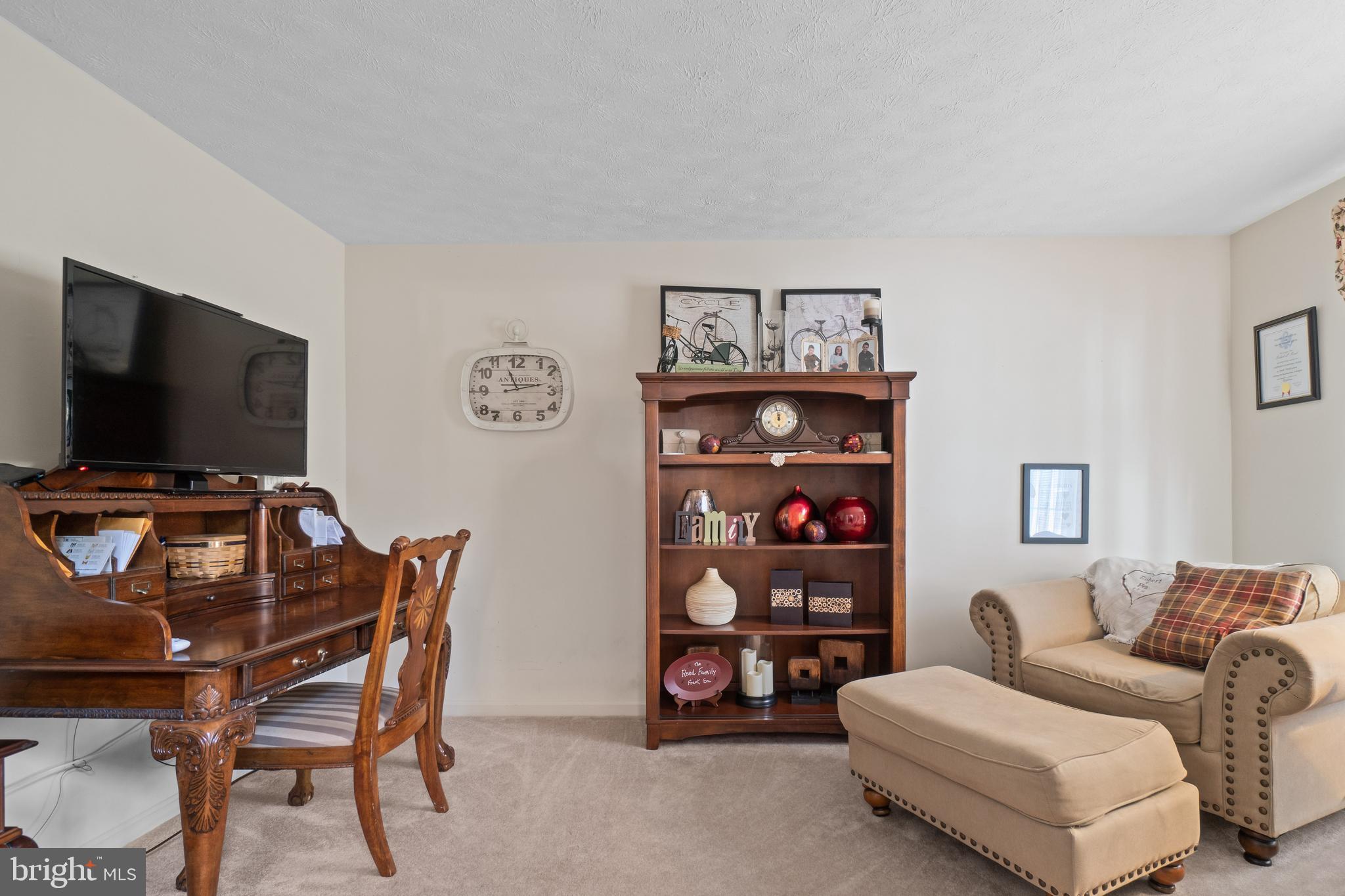 17 Brookview Loop Elkton, MD 21921 - Photo 24 of 59 Main Level Home Office/Sitting Room