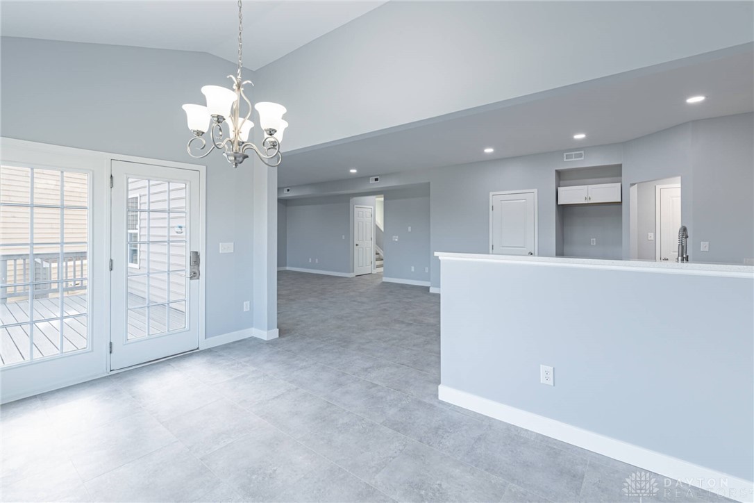 2818 Ridge View Court Xenia, OH 45385 - Photo 12 of 53
