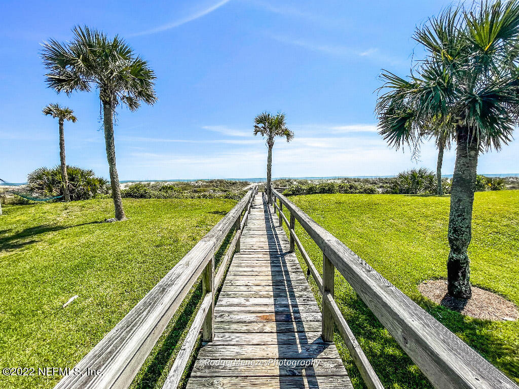 2321 Seminole Road Atlantic Beach, FL 32233 - Photo 3 of 25 20729_624dd958ab822_04.06.2022_image-3