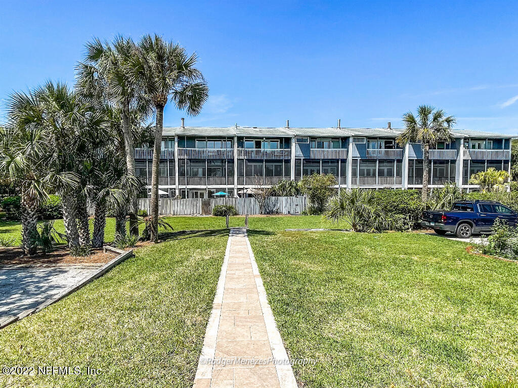 2321 Seminole Road Atlantic Beach, FL 32233 - Photo 7 of 25 20729_62472bfe8f038_04.01.2022_image-7