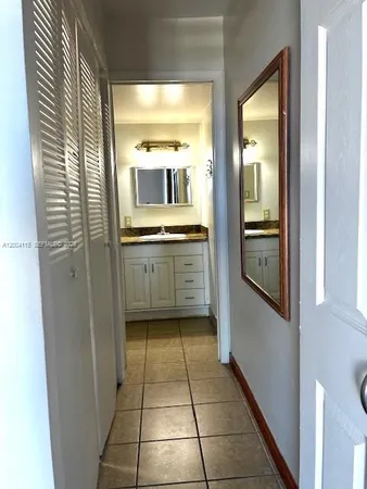 $2,250 | 2500 Northeast 135th Street, Unit B506, North Miami, FL 33181