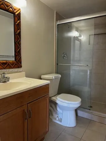 $2,250 | 2500 Northeast 135th Street, Unit B506, North Miami, FL 33181