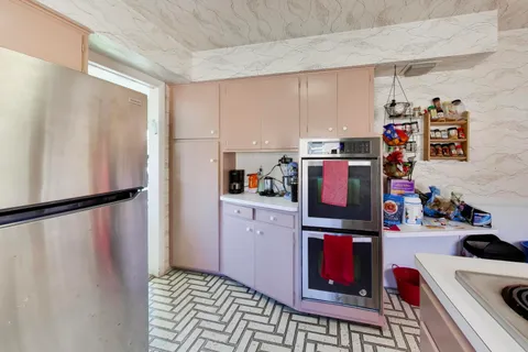 $450,000 | 4050 Church Street, Skokie, IL 60076