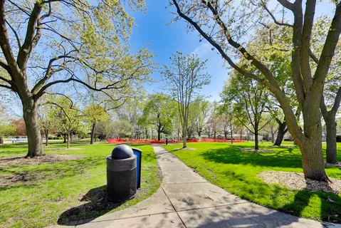$450,000 | 4050 Church Street, Skokie, IL 60076