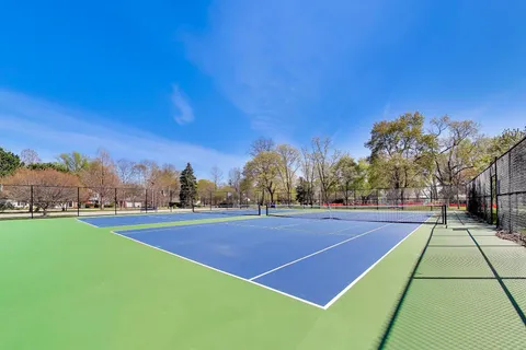 $450,000 | 4050 Church Street, Skokie, IL 60076