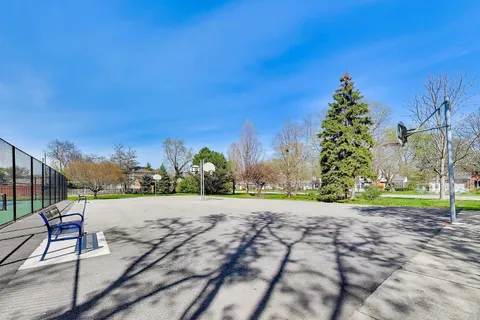 $450,000 | 4050 Church Street, Skokie, IL 60076