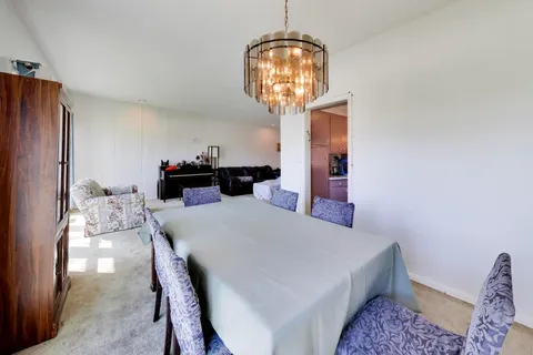 $450,000 | 4050 Church Street, Skokie, IL 60076